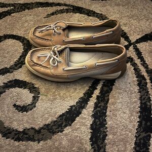 Sperry Tan boat shoes size 7.5 classic everyday